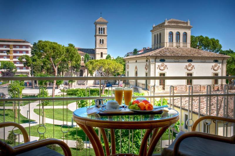 Hotel Jollino Pineto Exterior foto